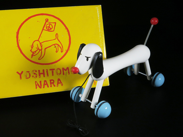 奈良美智 プルトイ 犬 おもちゃ オブジェ VILAC【稀少品】 ショップ