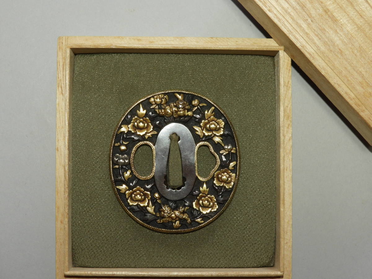 アンティーク日本刀つば唐獅子牡丹象がん骨董