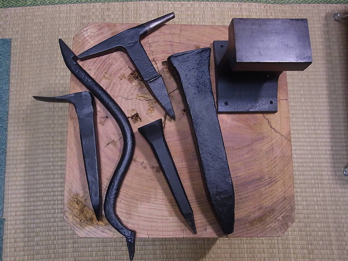 掛け軸 扇面 ちょっと怖いし… 木箱付き 掛け軸 扇面 ちょっと怖いし