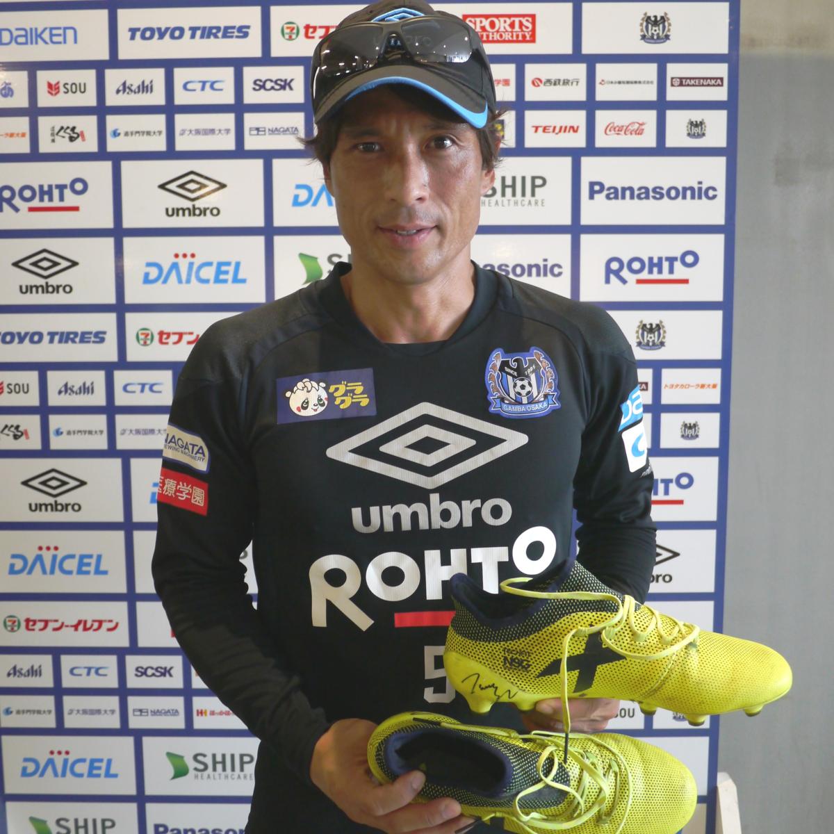 激レア 宮本恒靖監督直筆サイン入り 太陽の塔記念ユニフォーム(ガンバ