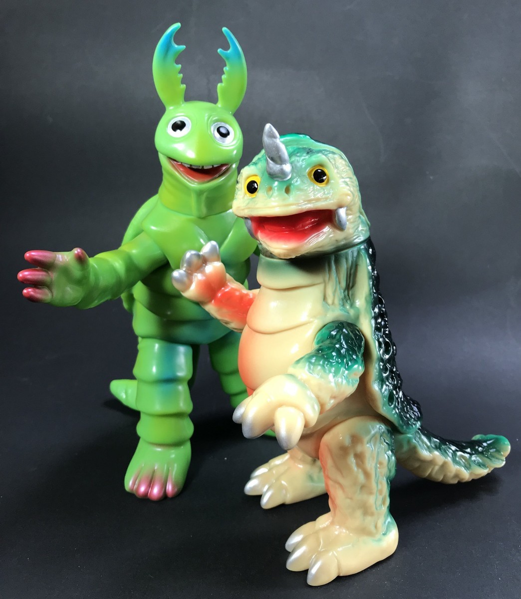 マルサン バンカー星人 黒 zumonster zollmen hxs ソフビ