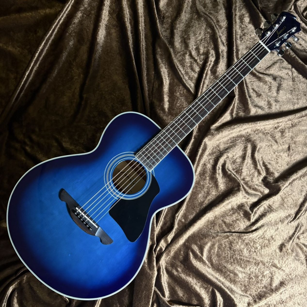美品エレアコ】James JF400-SBB fishmanプリアンプ装着 美品エレアコ