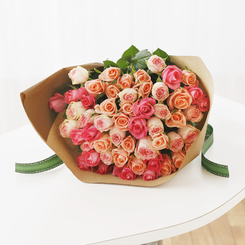 佐藤薔薇47本 佐藤薔薇47本 バラの花束 （47本）