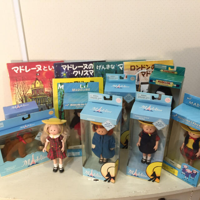 マドレーヌちゃん 人形 絵本 ハウス 18点セットの通販 by peony's shop