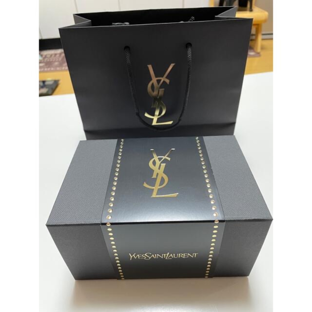 Yves Saint Laurent Beaute - お値下げ‼️YSL黒ラッピングボックス（小