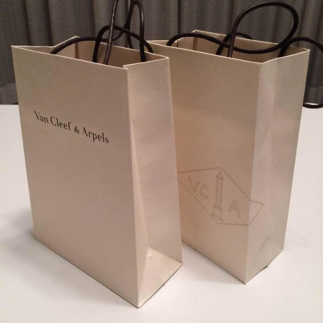 Van Cleef & Arpels - ヴァンクリーフ アーペルのショッパーの通販 by