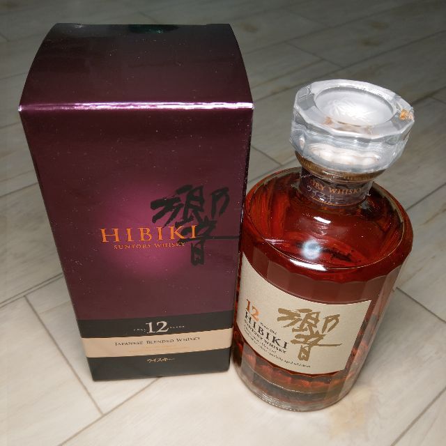 サントリー 響 12年 500ml 箱付き新品未開封 サントリー 響 12年 500ml