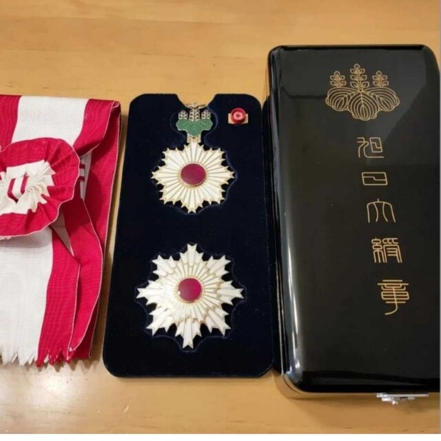 超激レア 極美品!】旭日大綬章 H15制度改正後 現行モデル 旧 勲一等