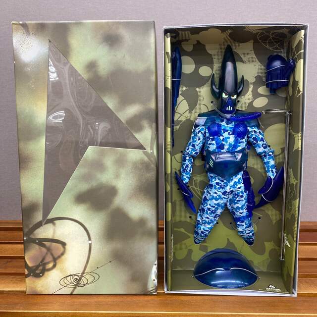 A BATHING APE BAPE X UNKLE X FUTURA