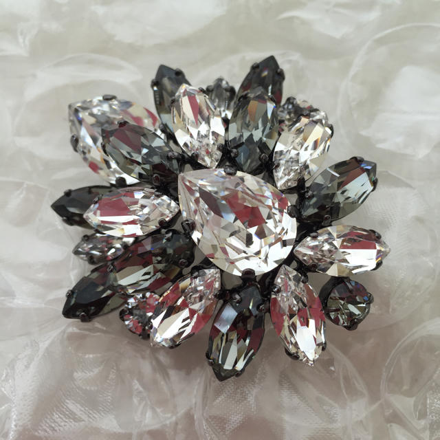 FOXEY ブラック クリスタル ブローチ フォクシーブローチFOXEY