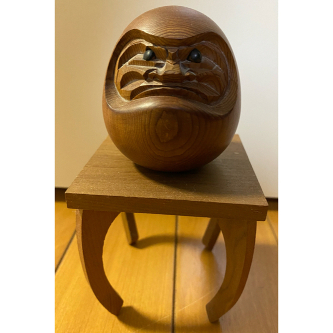 縁起物 天然木 達磨 だるま ダルマ 木彫置物 H6.5×W6×D6(cm)の通販 by