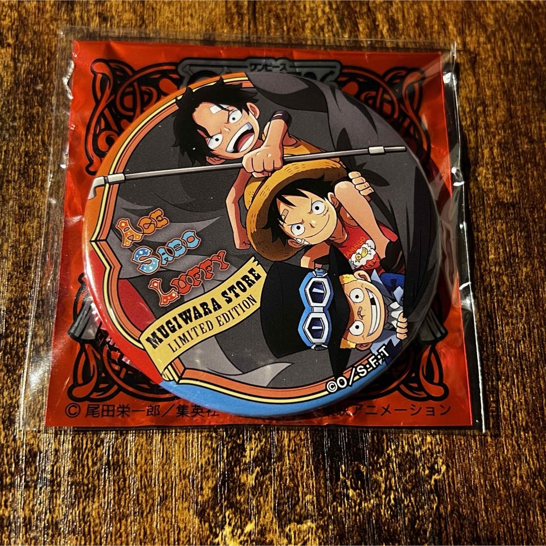ルフィ エース 海外限定 缶バッジ ワンピース ONE PIECE ワンピース 輩