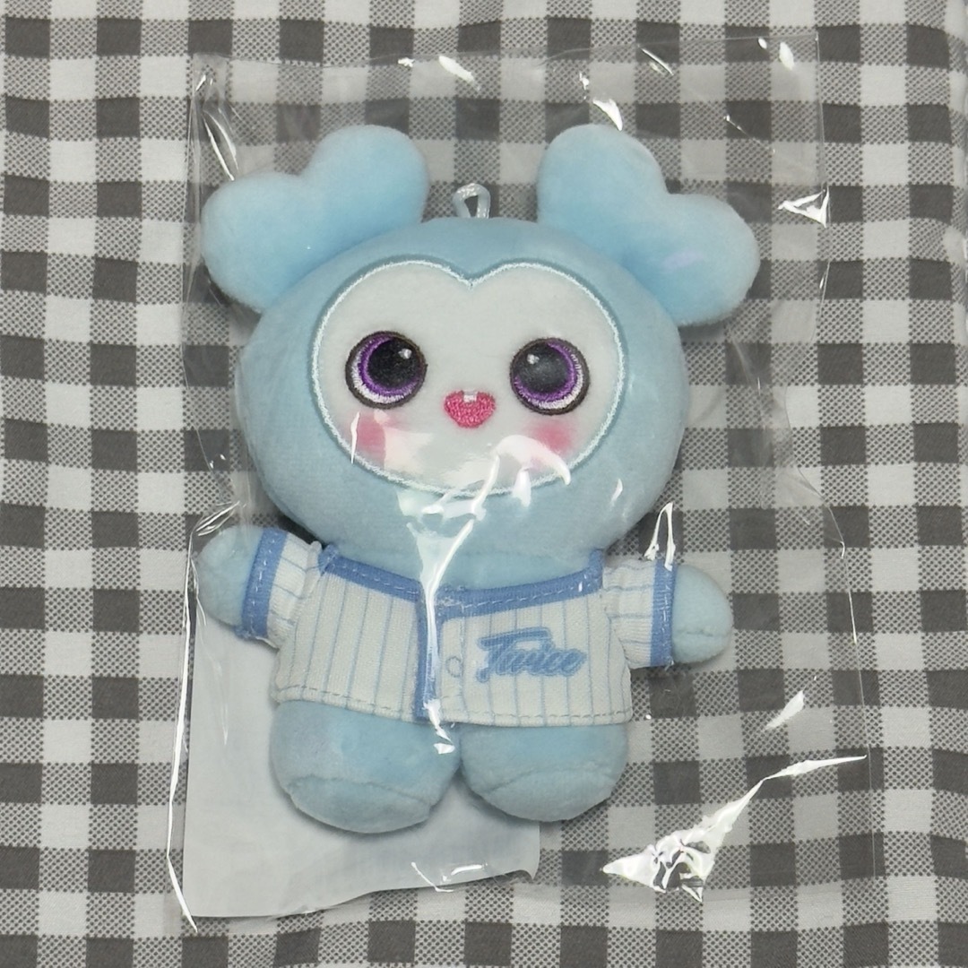 TWICE POPUP STORE ベイビーラブリーアイスバッジ ツウィ M1