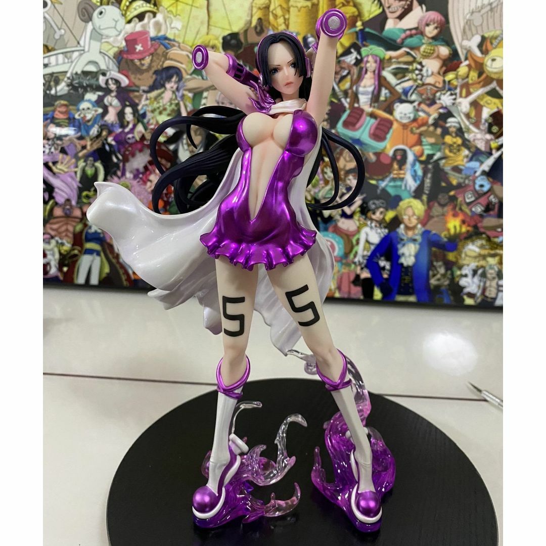 ワンピース 海賊女帝 ハンコック ジェルマ 戦闘服 ガレージキット