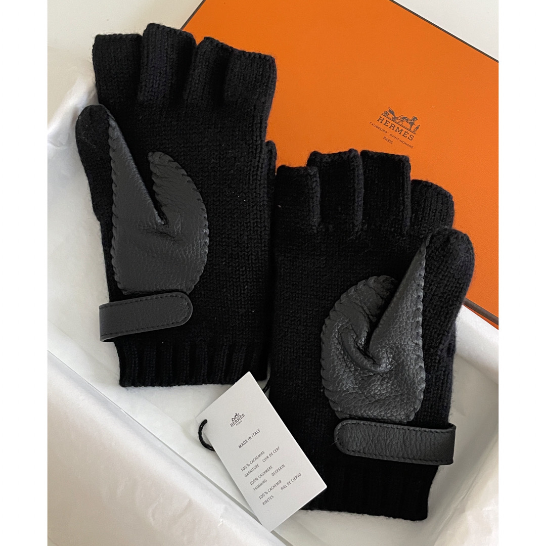 エルメスHERMES黒 ニット 手袋 編み込みデザイン
