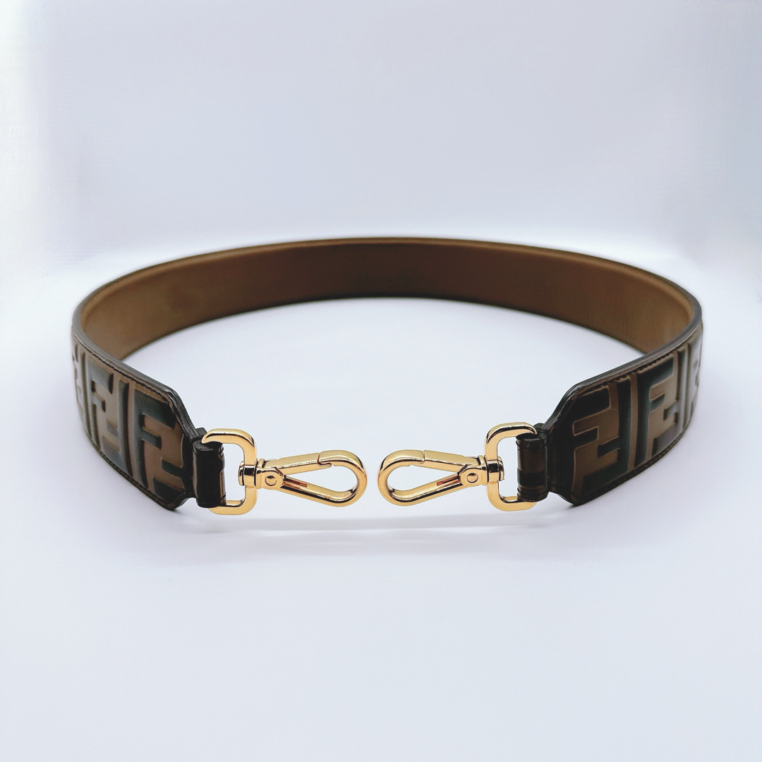 ❤️現行販売品❤️ フェンディ FENDI ストラップユー ショルダー