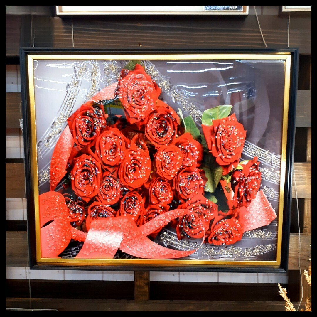 輸入雑貨 赤い薔薇 天然水晶石 クリスタルアート