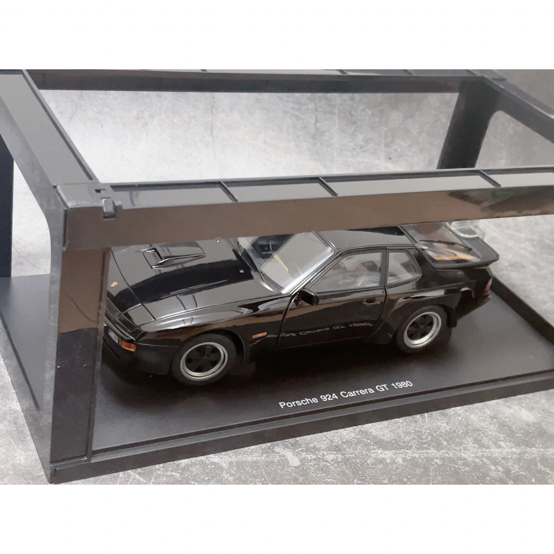 激レア！オートアート 1/18 ポルシェ924 カレラGT 1980 1/18 AUTOart
