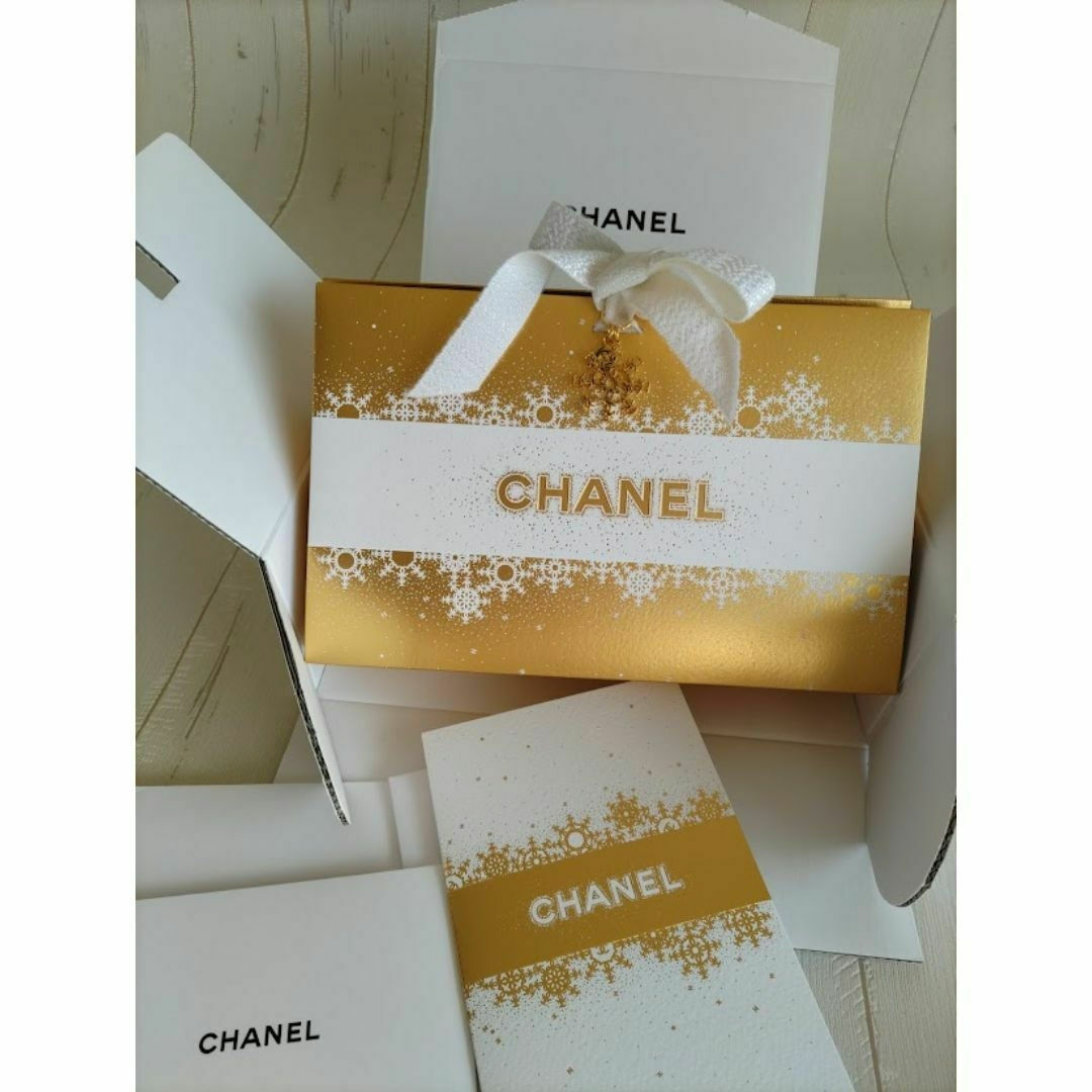 CHANEL - CHANEL 2024 ホリデー限定ギフトボックス ラッピング