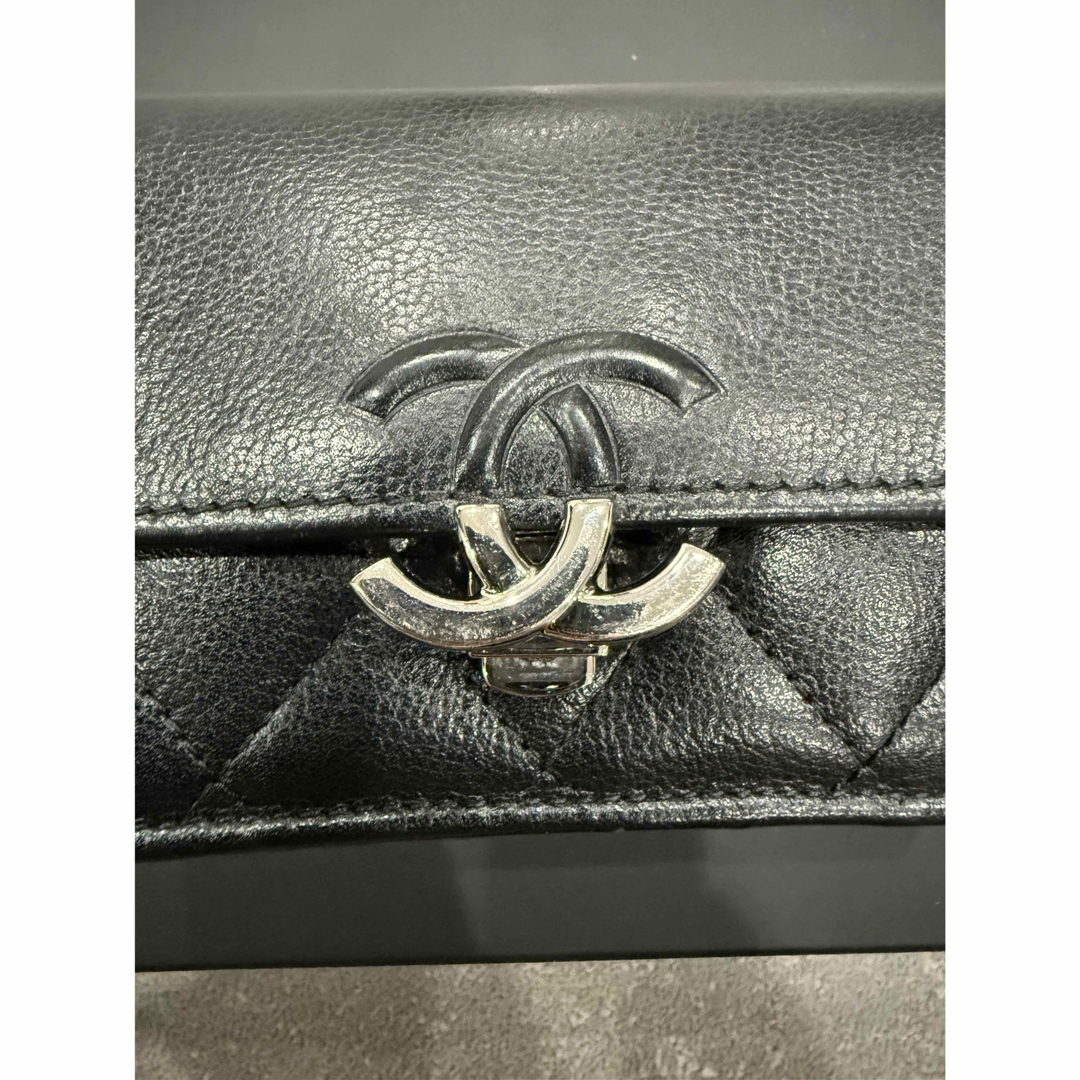 シャネル 三つ折財布 ブラック キャビアスキン ハーフココ レディース