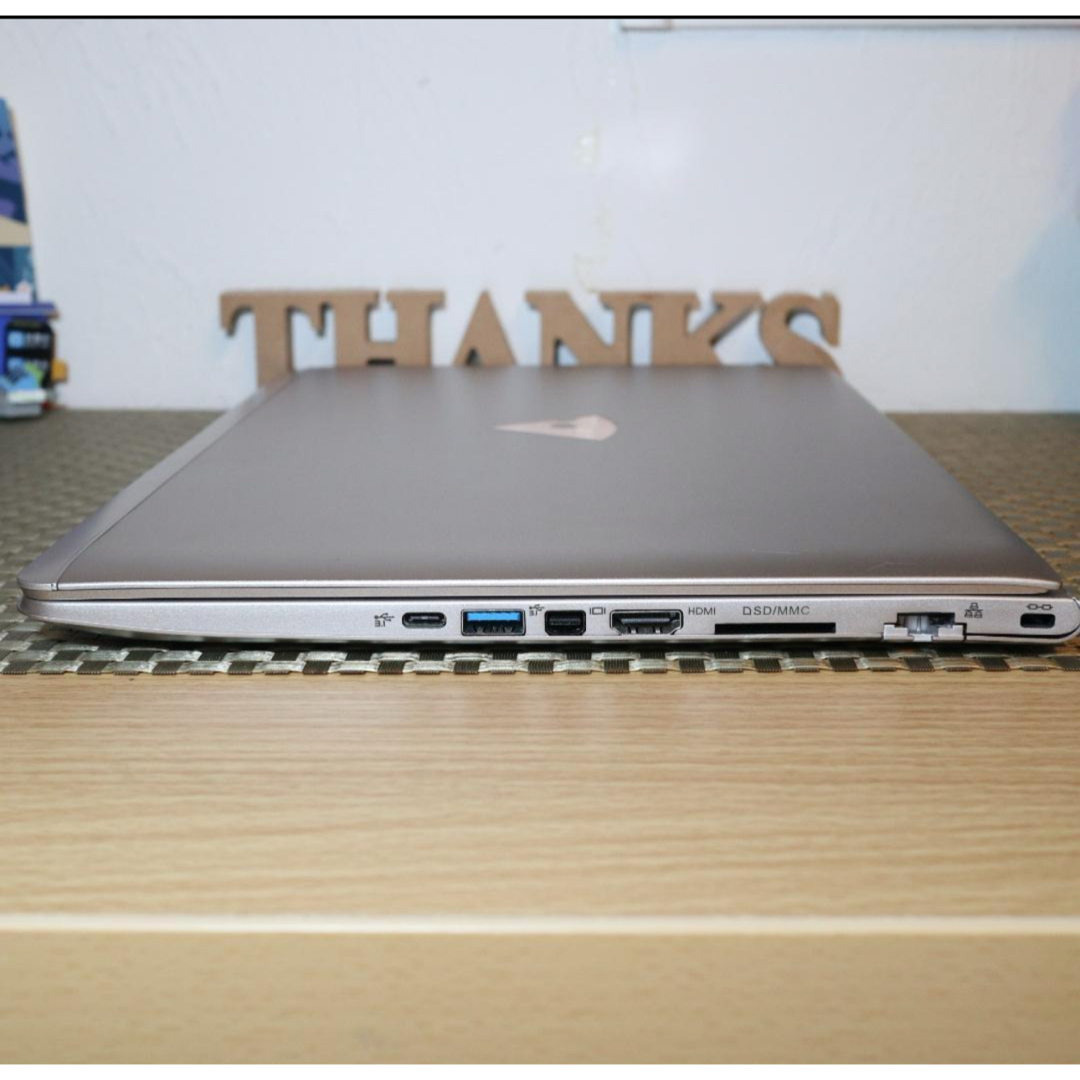 特価！Win11公式対応8世代Corei7/メ16/SSD+HDD/無線/カメラ PC/タブレット