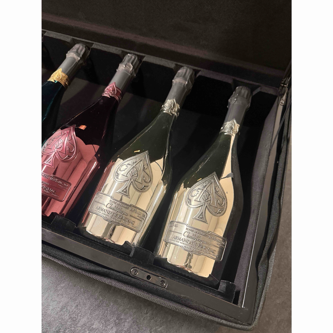 アルマンドアタッシュケース空瓶付きArmand de Brignac 6本 アルマンド