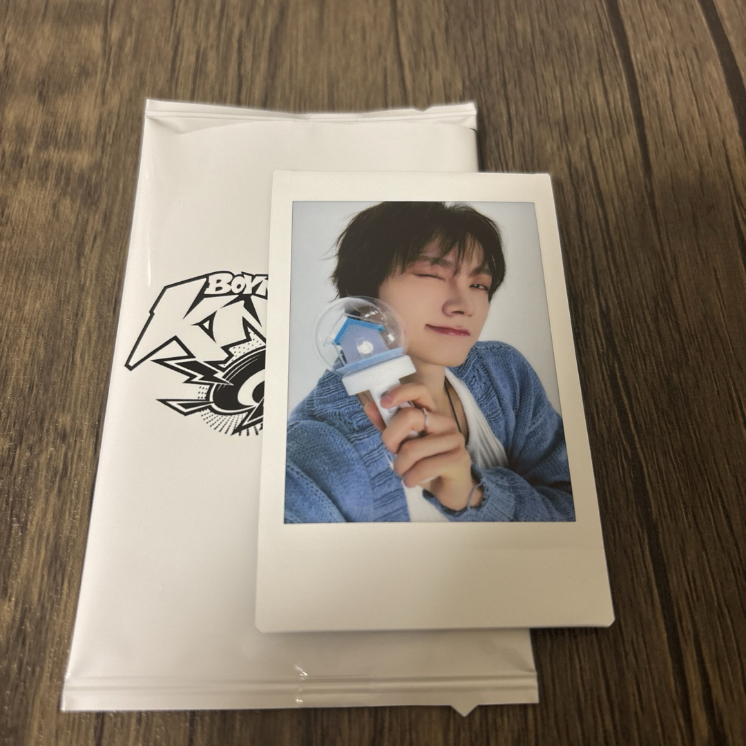 boynextdoor knock 最も安い on リウ サイン入りチェキ BOYNEXTDOOR