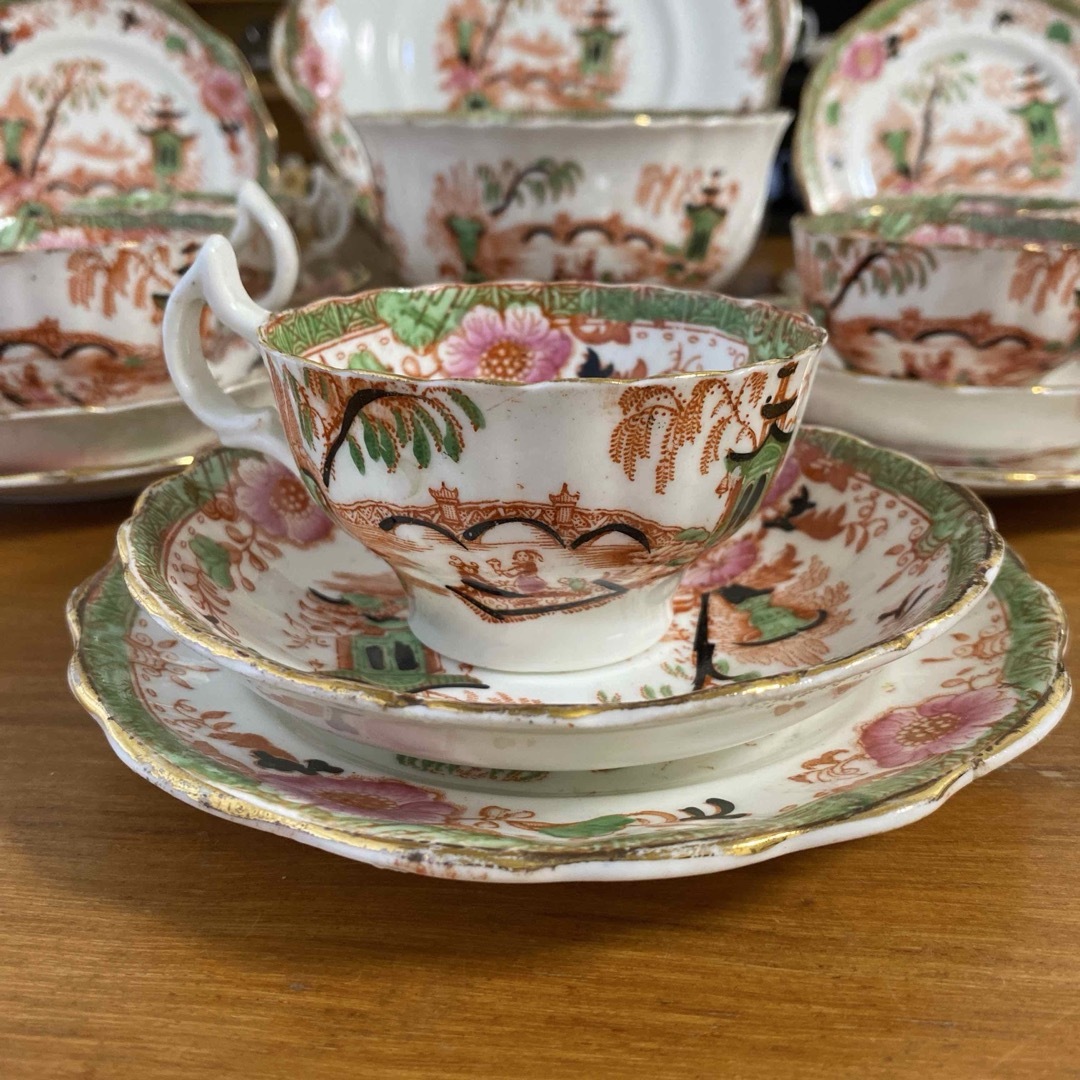 英国窯初期のアンティーク カップ ソーサー プレート シノワズリ c1880
