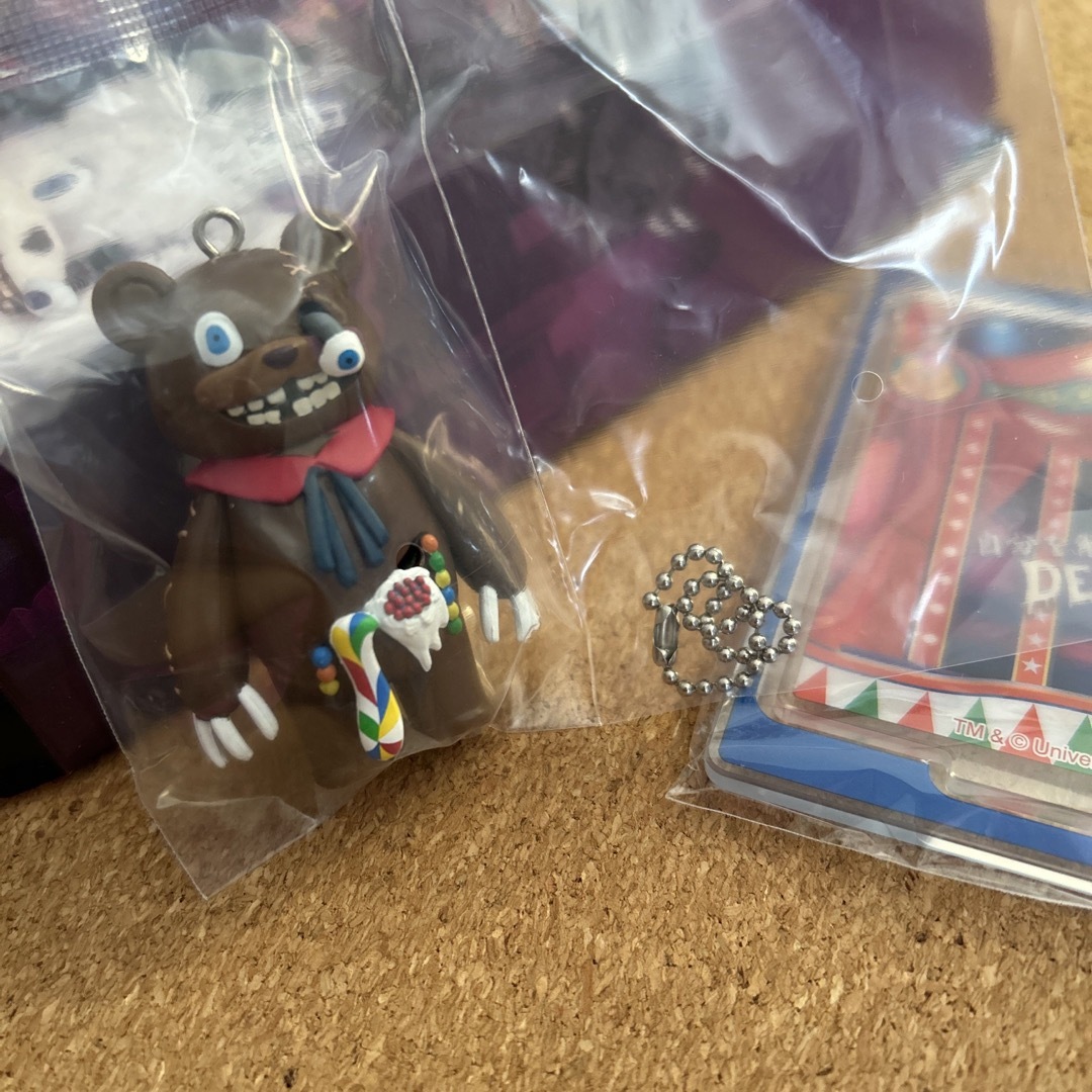 USJ ハミクマ コレクタブルキーチェーン アクリル台座付き