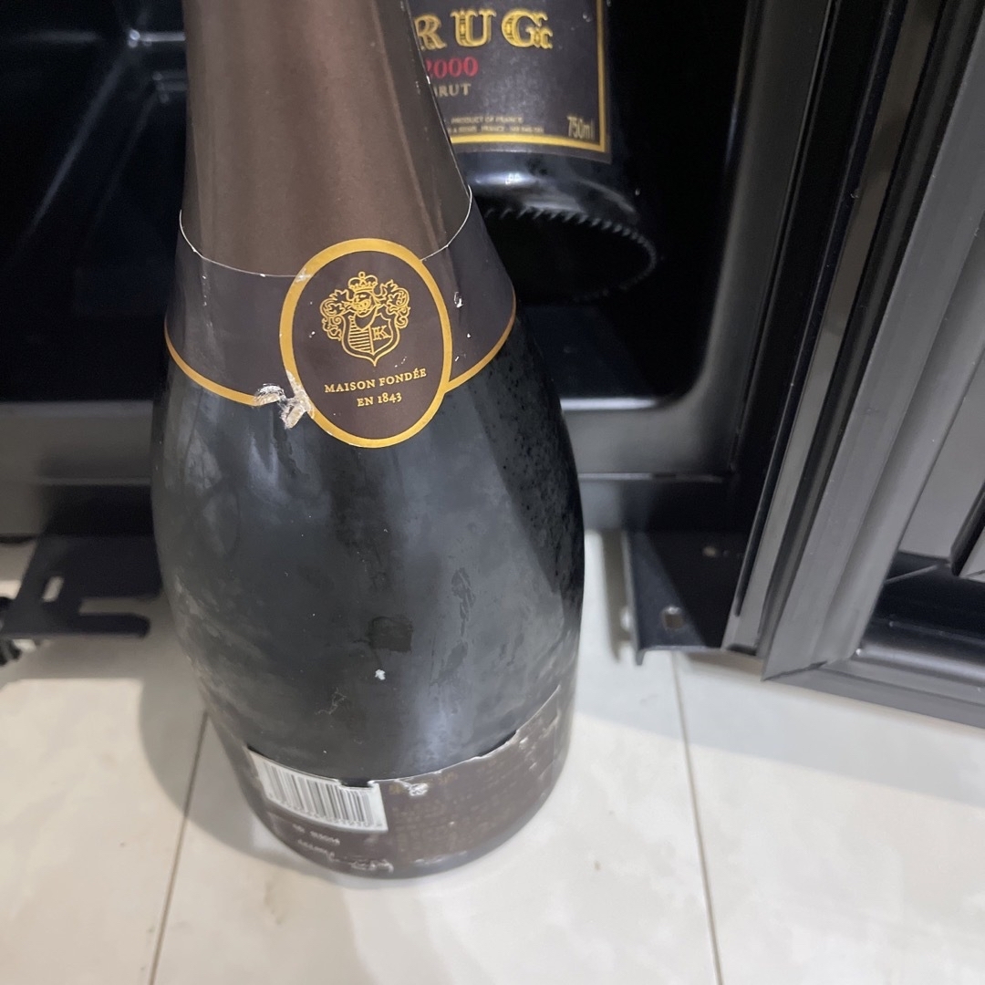Krug - 2000年入手困難クリュッグの通販 by ルロア｜クリュッグならラクマ