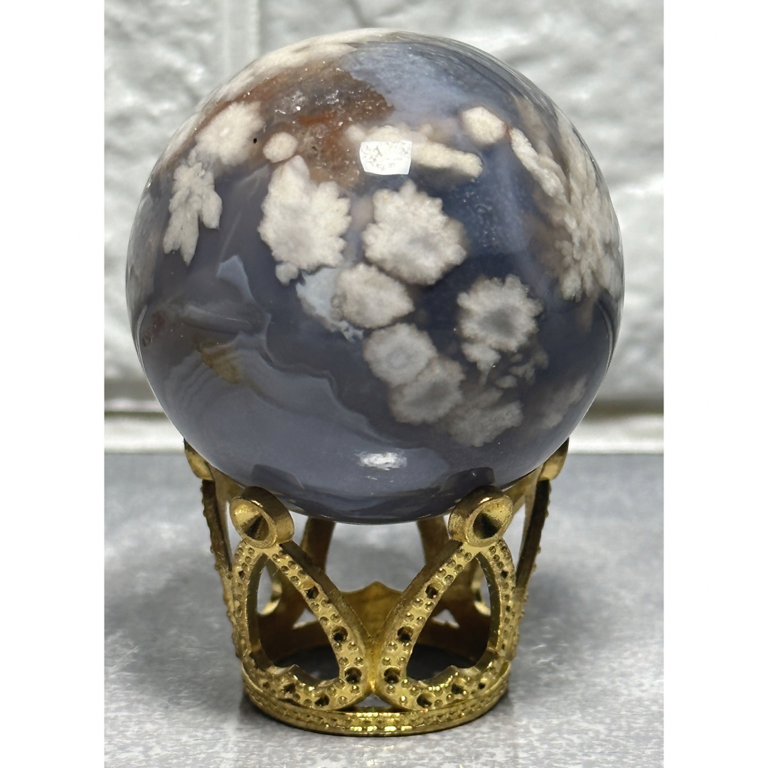 台座付き 縁起物 笑口 ジオード入り ブラック桜瑪瑙スフィア 50mm 台座