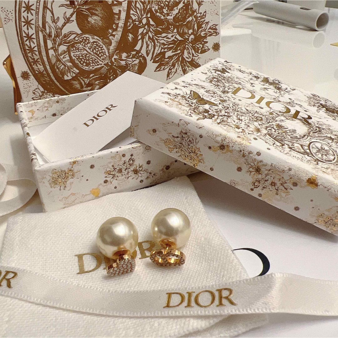 Dior パール付き ピアス インポート DIOR | ピアス & イヤリング