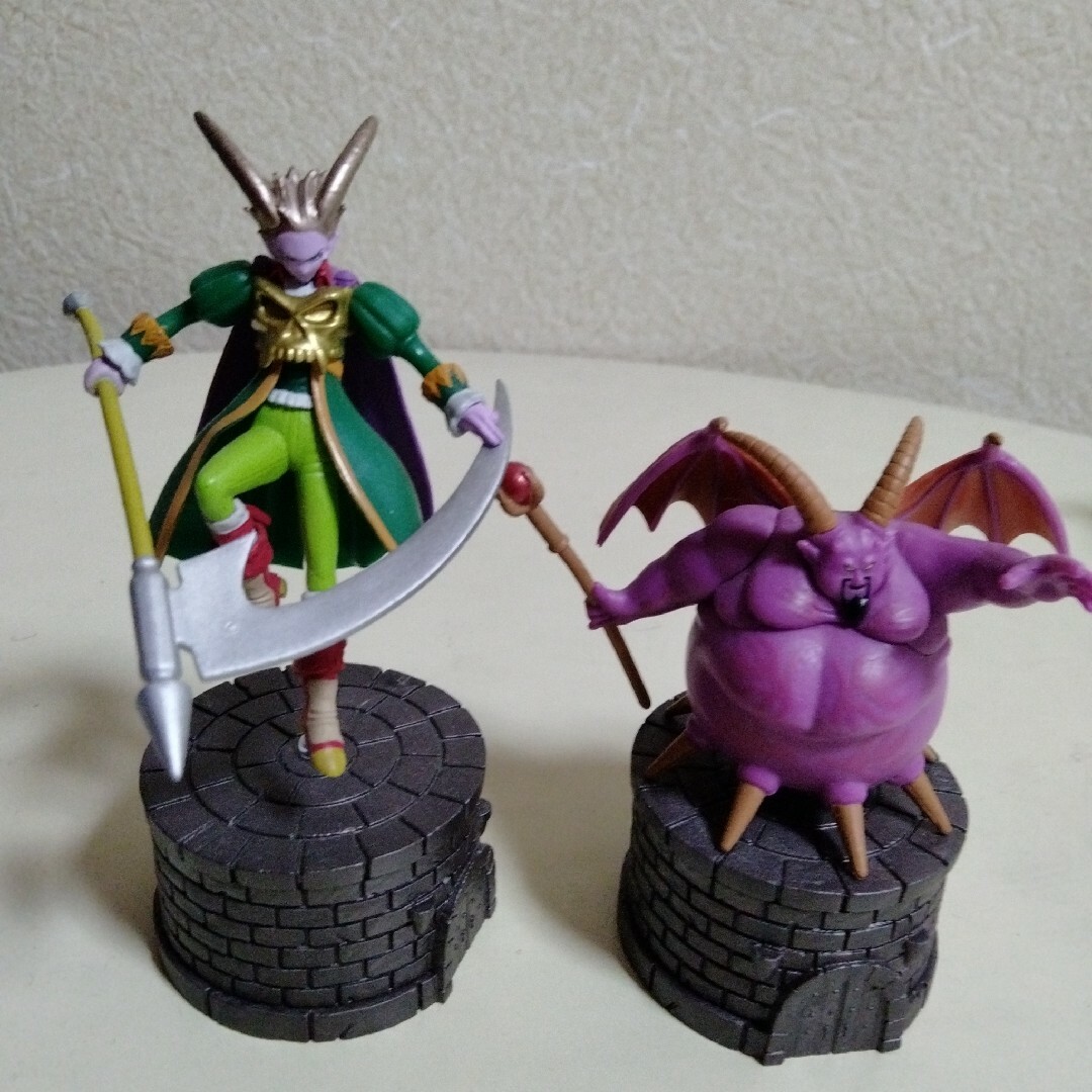 SQUARE ENIX - ドラゴンクエストボトルキャップフィギュア4体の通販 by