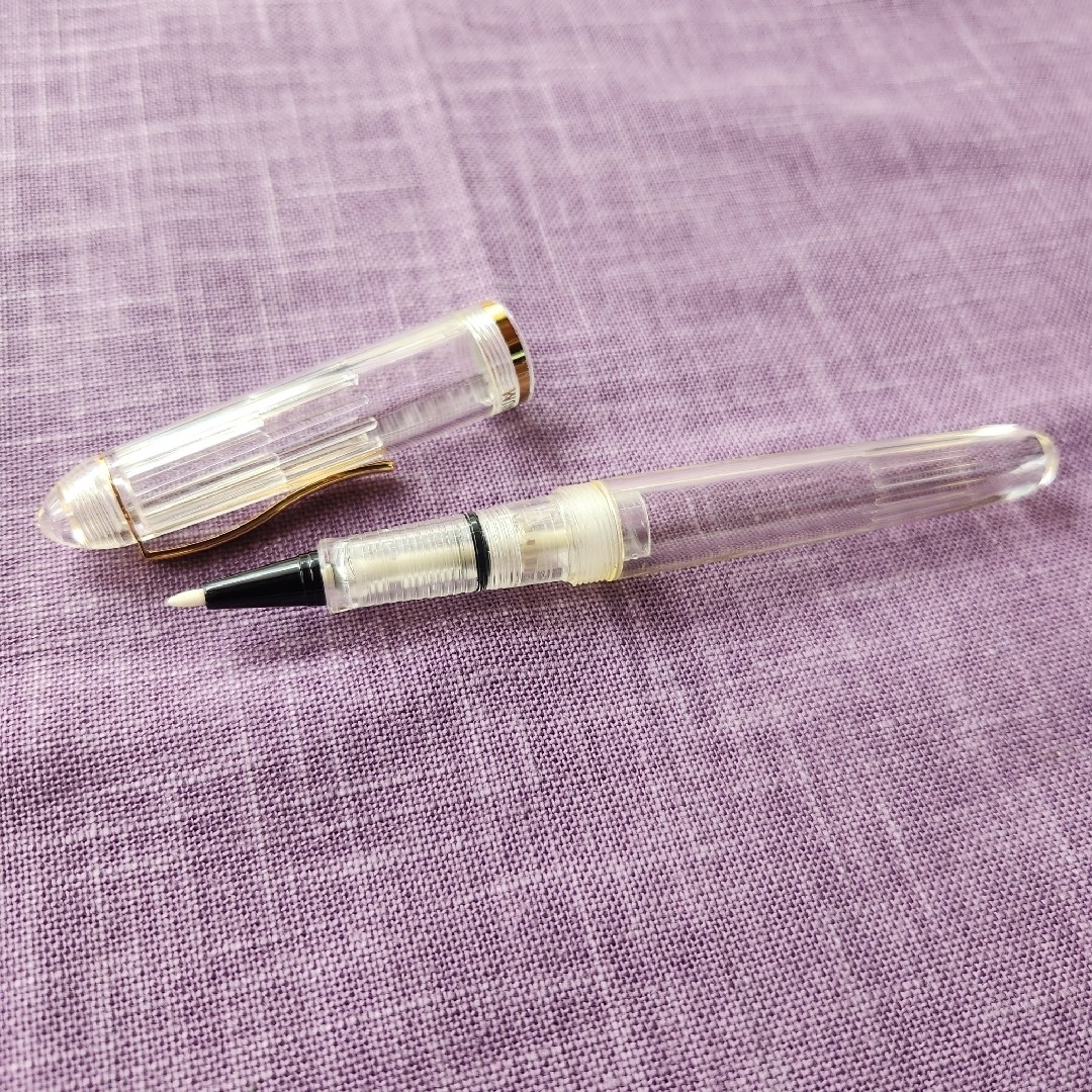 プラチナ万年筆 PLATINUM 旧型 ソフトペン スケルトン 透明軸の通販 by