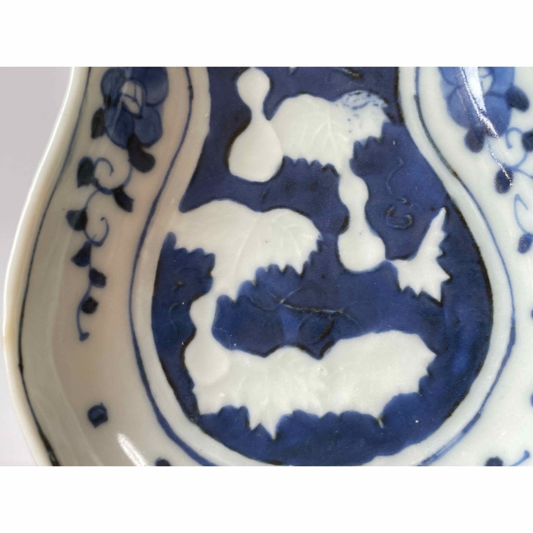 骨董アンティーク染付青花瓢形小皿陽刻瓢文様変形皿道光年製銘