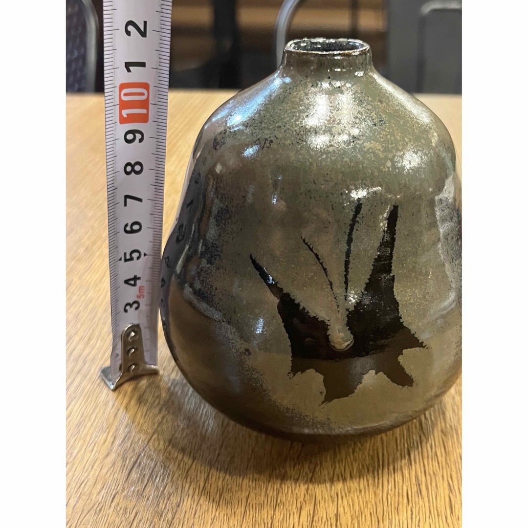 蝶 背戸窯 加藤釥 作 蝶々 希少 陶板 の 壁掛け です。 蝶 背戸窯 加藤