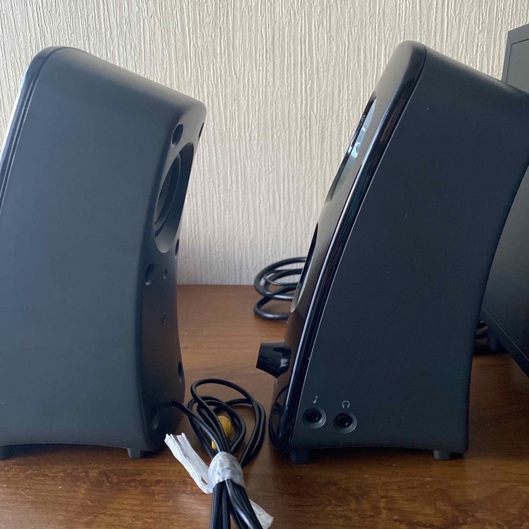 Logicoo 2.1チャンネルスピーカーセット重低音、可動品 Logicoo 2.1