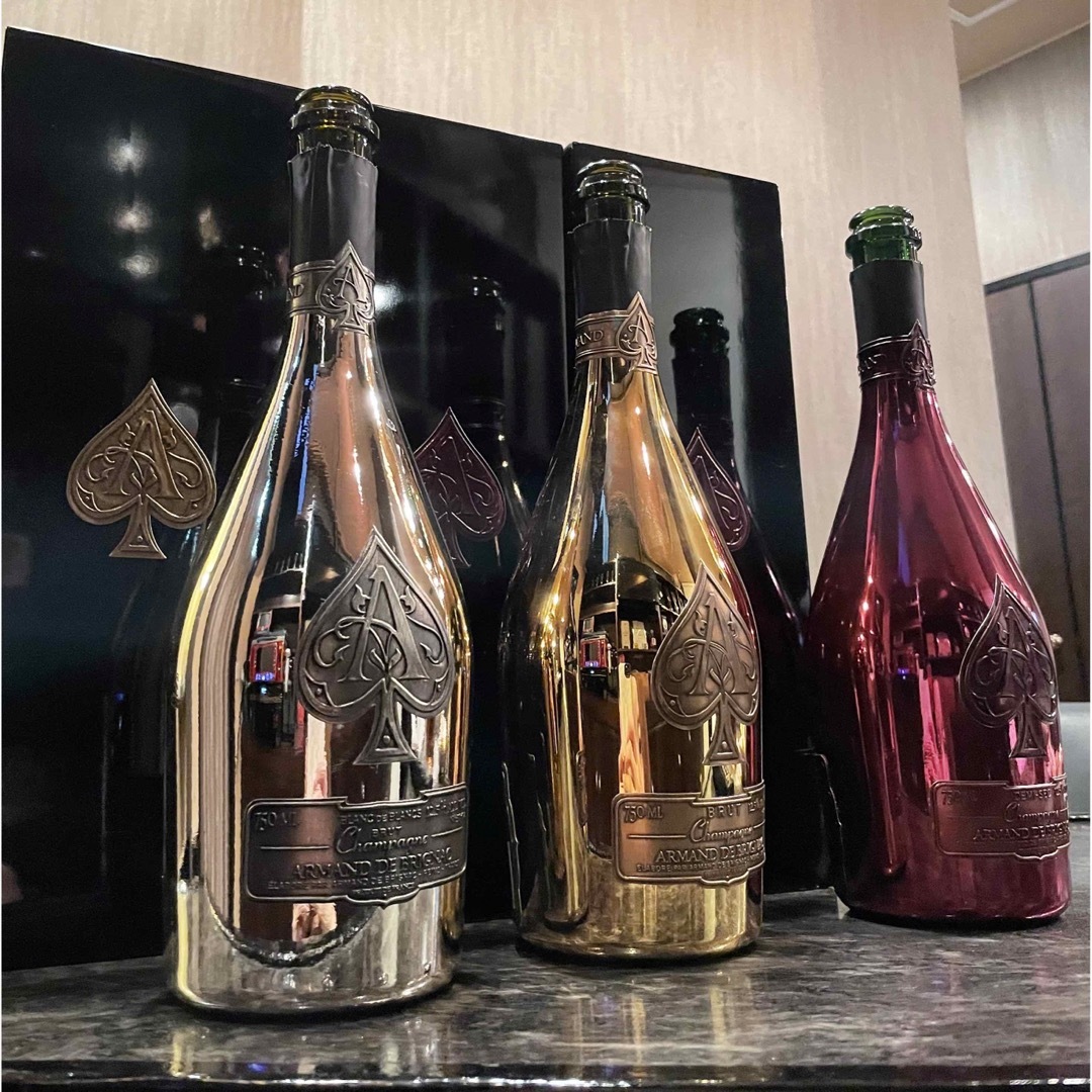 アルマンド空瓶箱付き空箱ゴールドロゼレッド