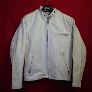 schott（ライダースジャケット ・ ホワイト/白色系）のフリマアイテム一覧