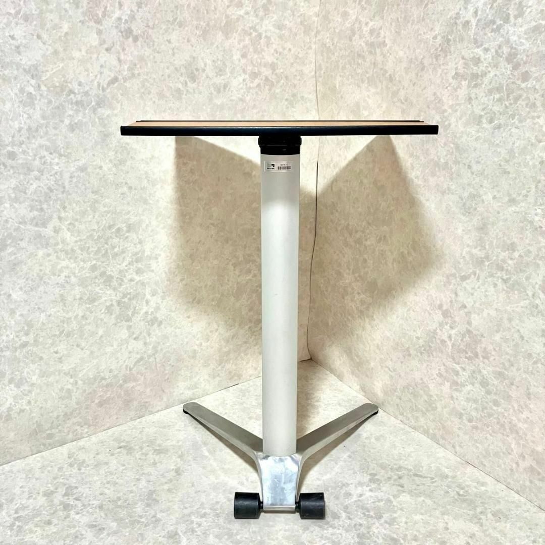 ウィルクハーン コンフェア スタッキングデスク サイドテーブル