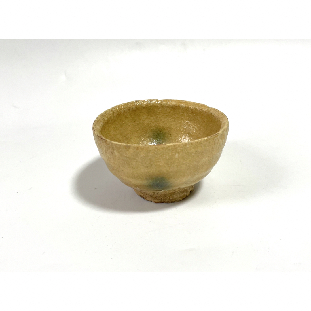 陶芸家 作家物 岡本作礼 唐津井戸 ぐい呑 井戸ぐい呑 梅花皮 酒器 酒盃