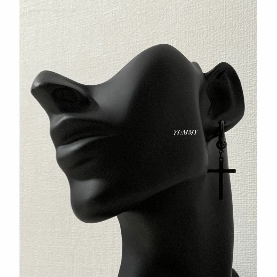 hyde着用タイプ【ブラックフープクロスピアス 1個】ステンレスの通販