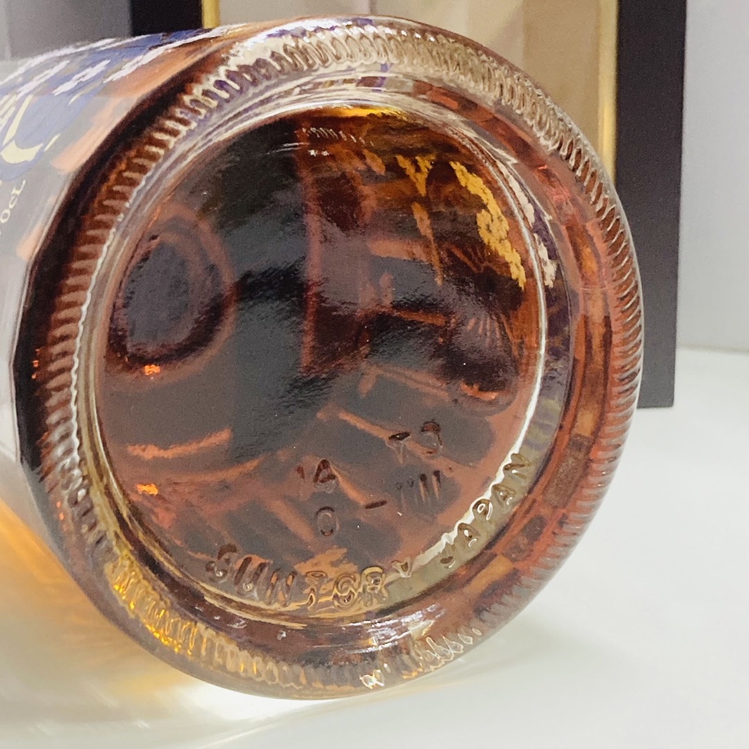 サントリー - SUNTRY 響 海外限定ボトル 意匠ボトル 桜 御所車