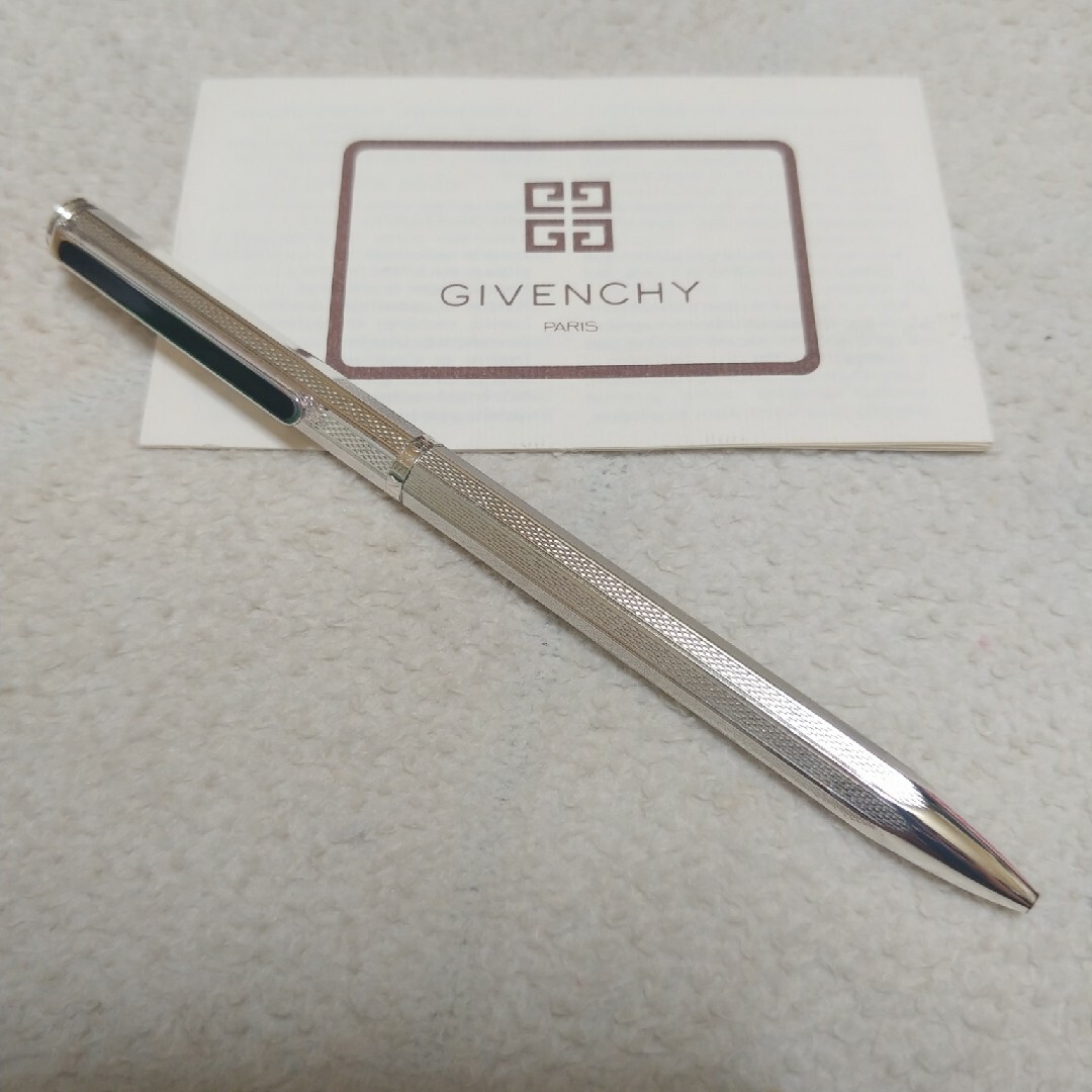 GIVENCHY - GIVENCHYボールペンの通販 by COCO's shop｜ジバンシィなら