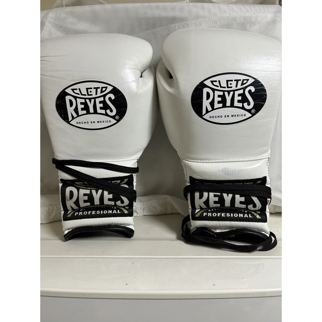 レイジェス 14oz 紐式 黒色 REYES 14oz スパーリング用 REYES グローブ