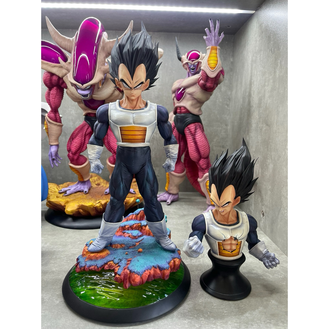 ドラゴンボールZ ～ナメック星編～より ベジータ 悟空 フィギュア