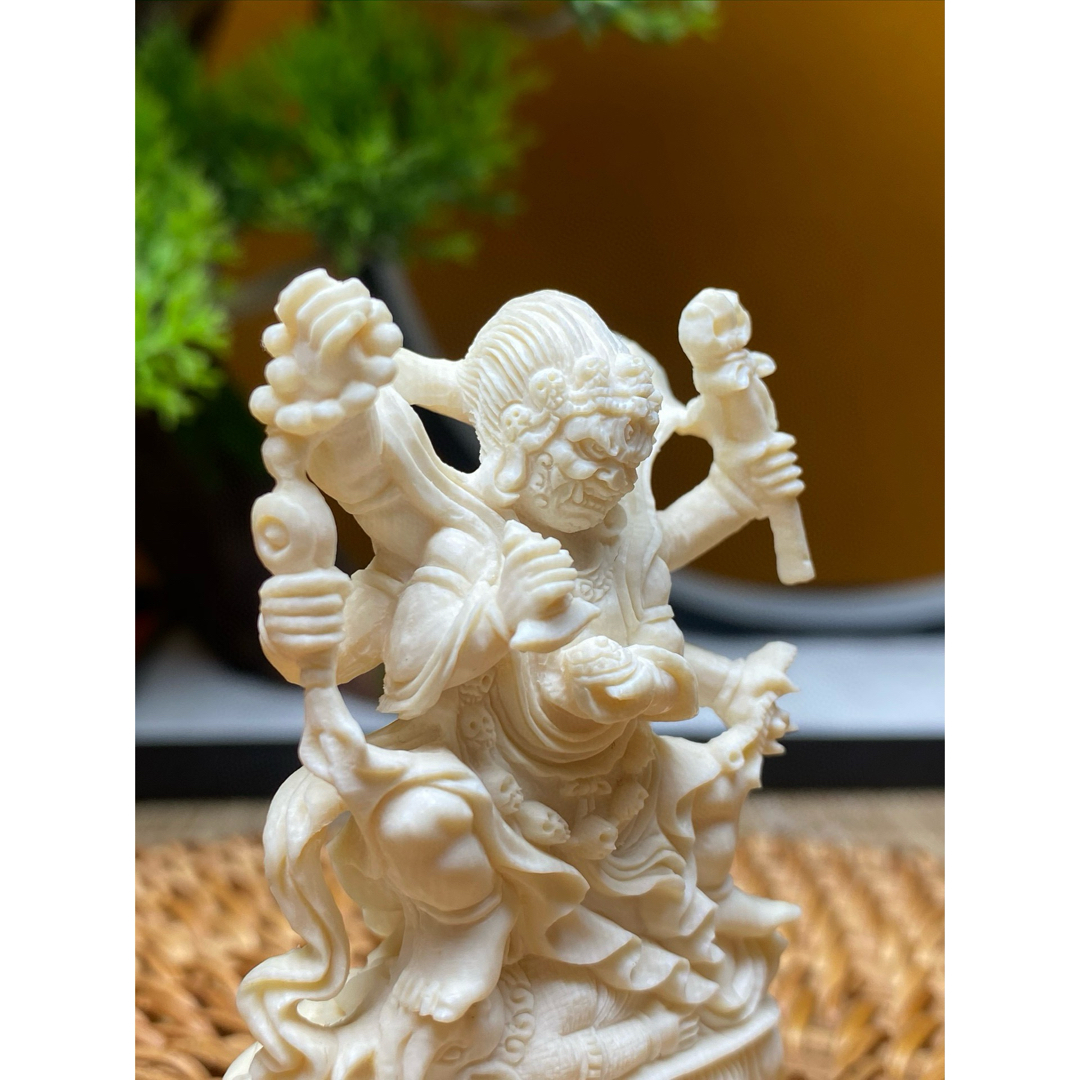 中国 玉石彫刻 鶏血石 山水人物刻 床飾 置物 唐木台付 F R7719B 中国