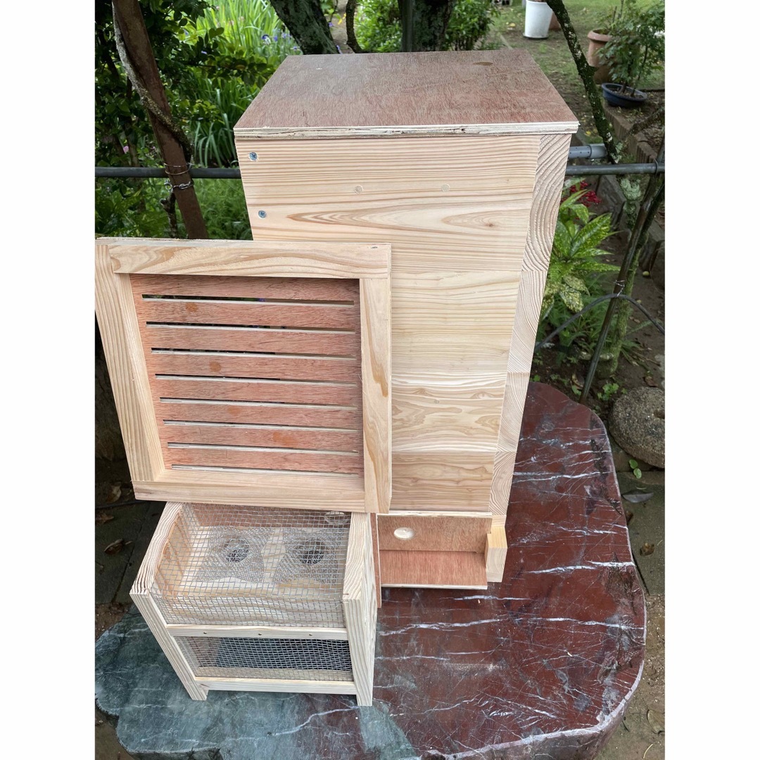 日本蜜蜂重箱式巣箱ハニーズハウス！ロイヤルセット！送料無料！