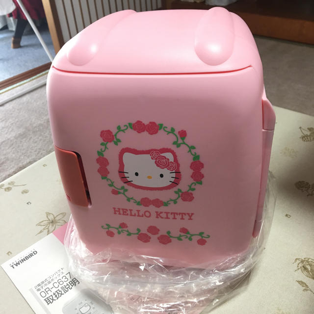 ハローキティ コンパクト保冷温庫 HR-4708K7 ハローキティ コンパクト
