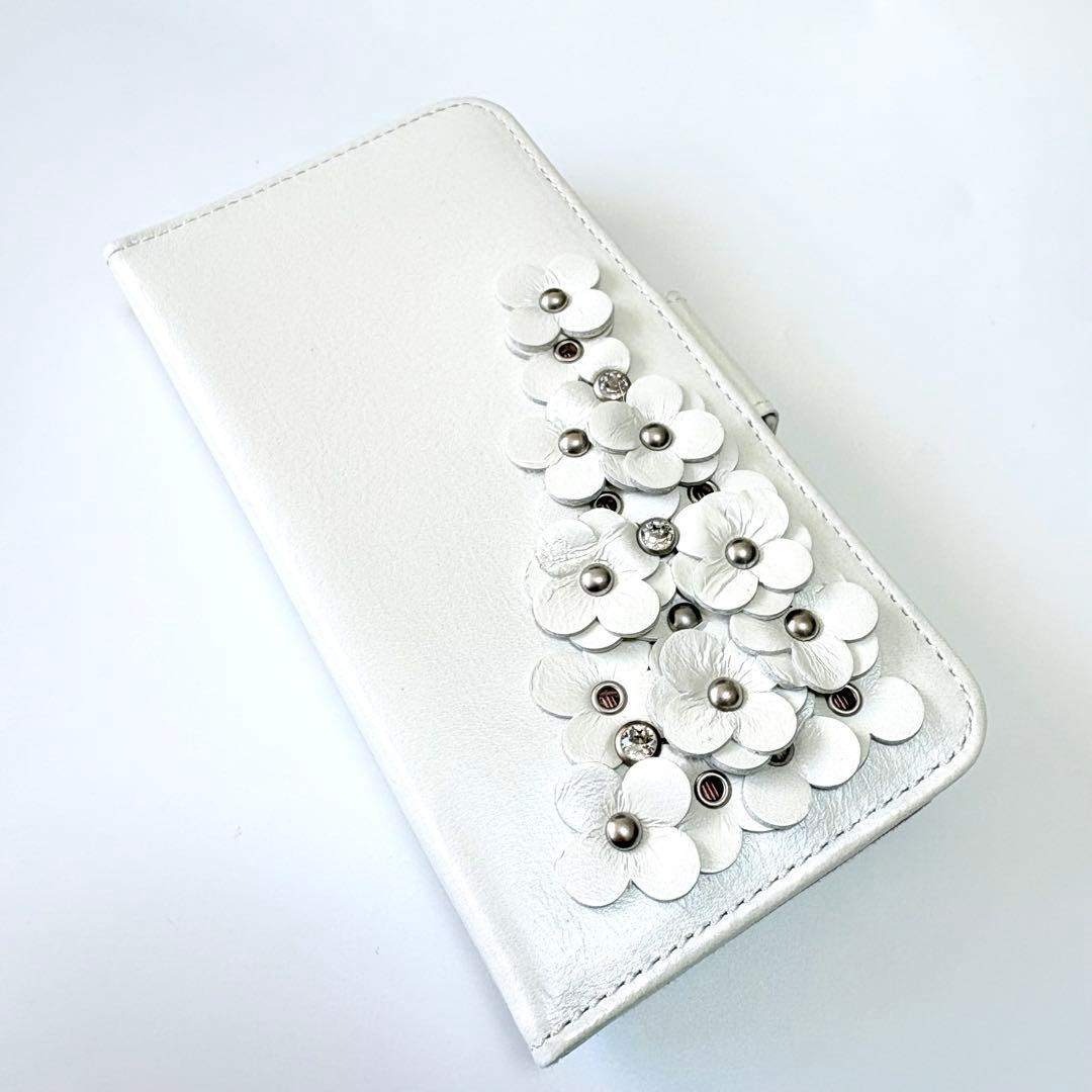 ANTEPRIMA - ✨新品✨アンテプリマ✨ マッツェット✨手帳型✨iPhoneSE